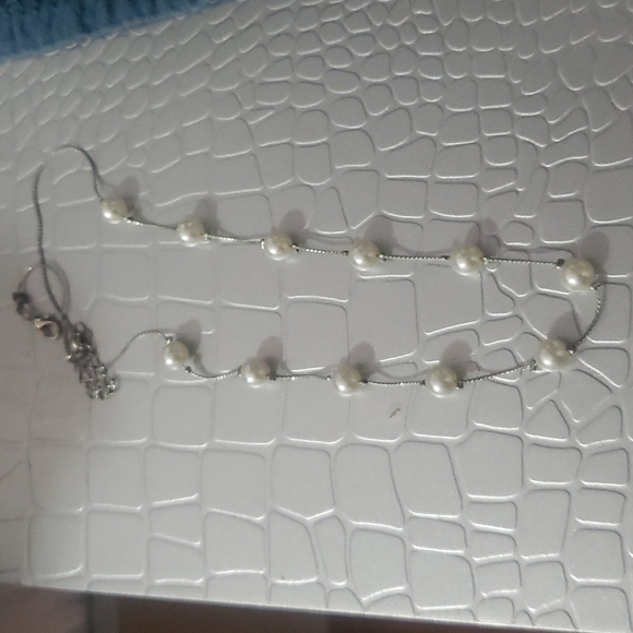 Vintage Pearl Necklace - Picture 7 of 10